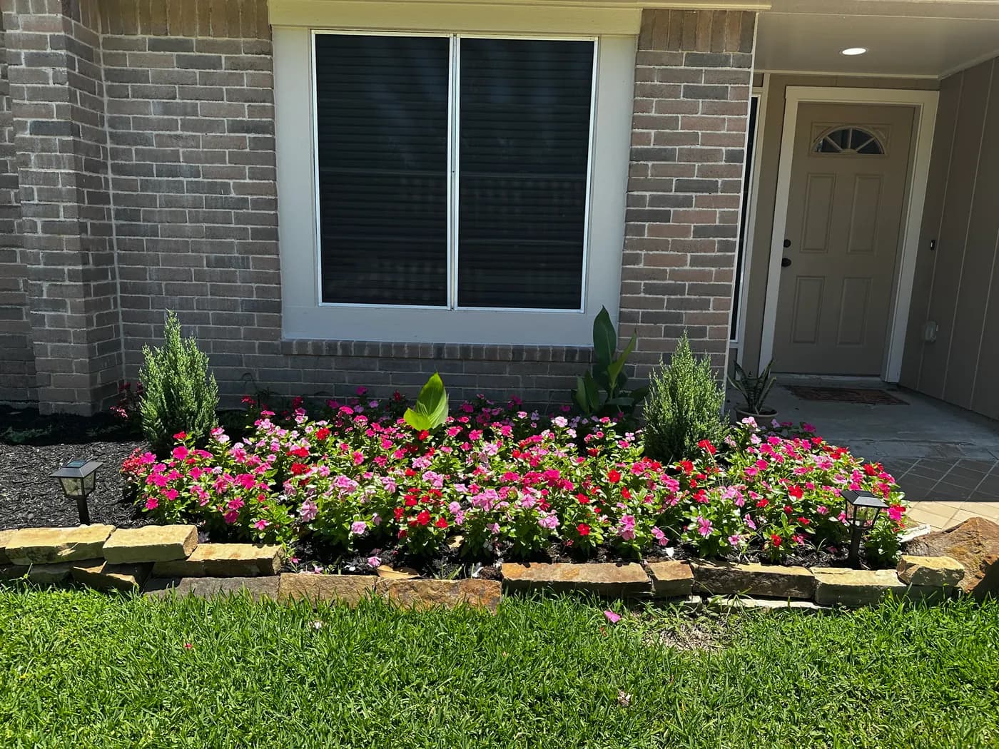 Flower Bed, Plant and mulch flowerbed